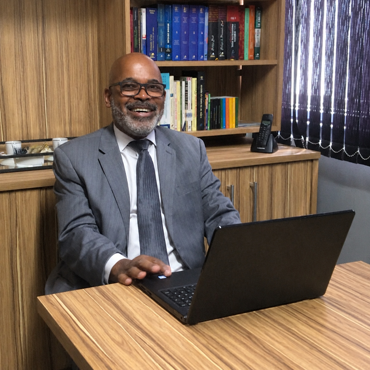 Dr. Afonso José Coelho